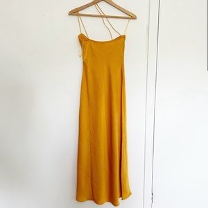 VRG GRL Aperols & Pasta Bias Cut Midi
Dress Mustard Size 6